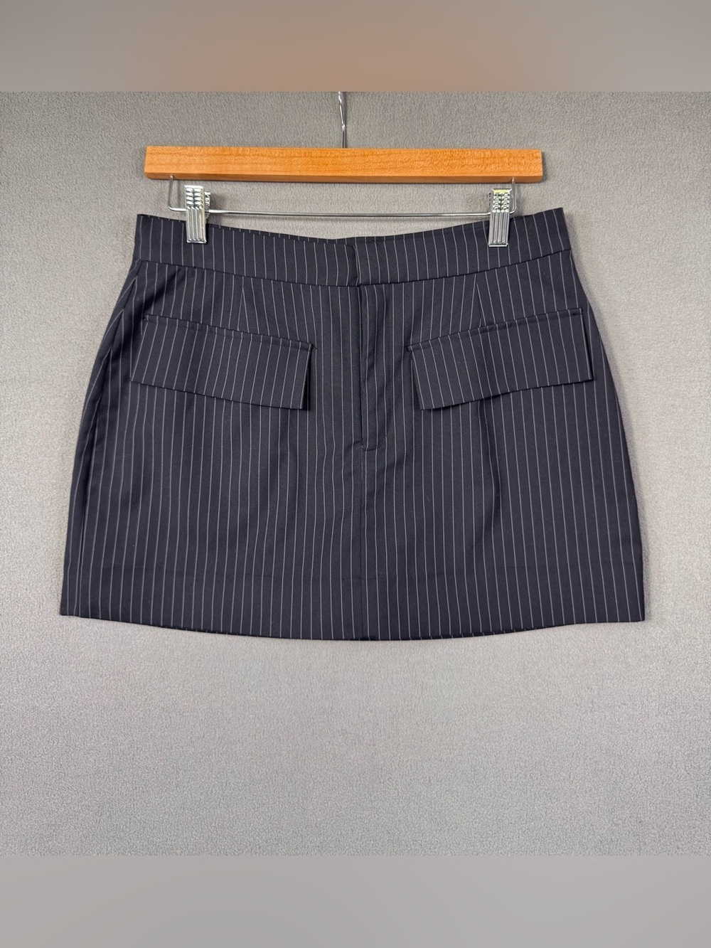 Modern Citizen Black Pinstripe Mini Skirt Skort with Flap Pockets, Medium - Picture 1 of 14
